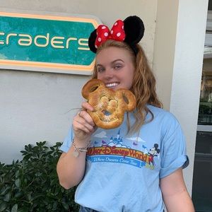 Meet your Posher, Jamie